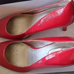 Red Heels $10 Saturday Sale 