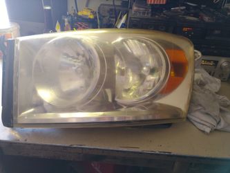 Used Ram ♈ Truck Headlight