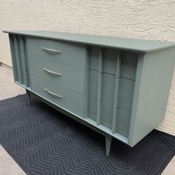 Dresser/Cajonera/Tocador/Gavetero