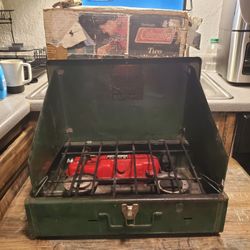 Vintage 1969 Coleman Camping Stove 🏕 