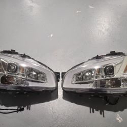 7th GEN Nissan MAXIMA headlights W/daytime Running Lights