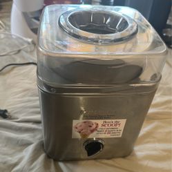 Cuisinart  2 Quart Ice Cream Maker