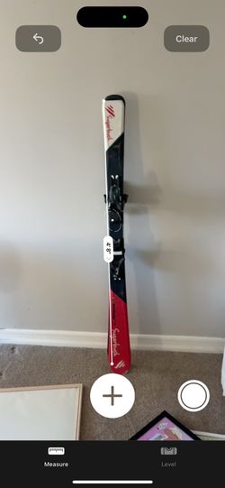 Skiis