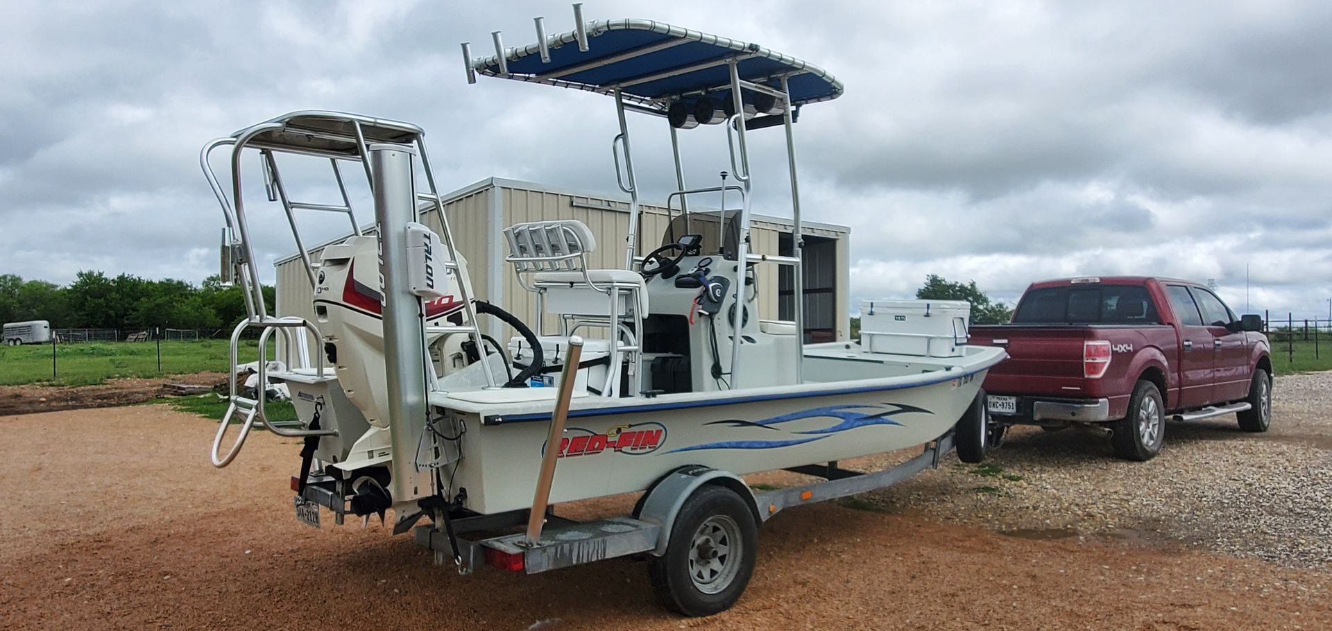 Photo Boat 2004, Engine 2014 Red Fin Engine 2014 Evinrude ETec 90H.O with only 24.44 Hours of use