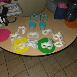 Painting Mask And Doll Chairs