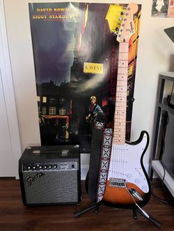 Fender Squier Sonic Stratocaster Maple Fingerboard Electric Guitar w/ Fender Frontman 20G Amplifier