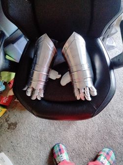 Steel Gauntlets