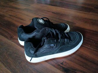 Vans shoes size 5