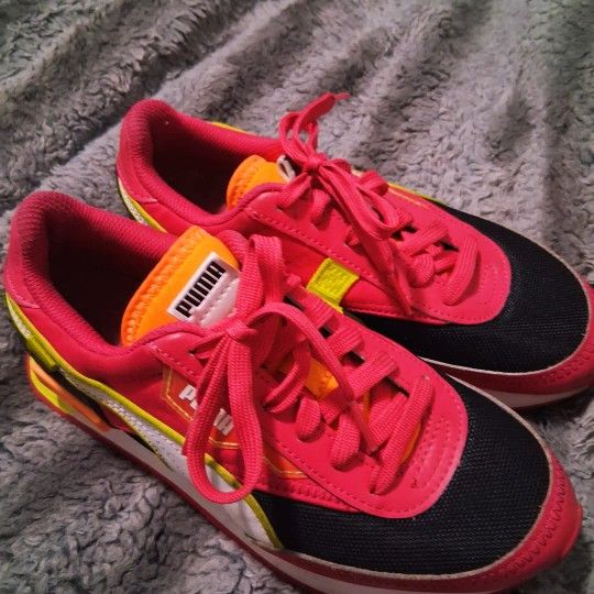 Puma Tennis Shoes
