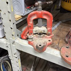 Rigid Pipe Vise