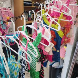 NEW CHILDREN'S SWIMWEAR 