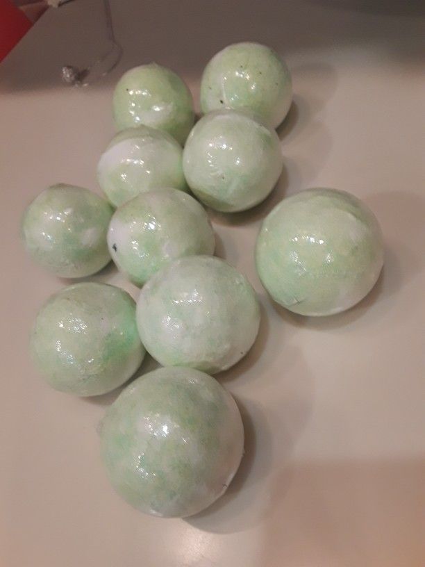 Big Scented Bath Bombs All 10 For Only $2 In Weeki Wachee Spring Hill