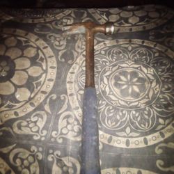East Wing  16 Oz. Good Condition. 