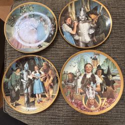 : Vintage 1988 Wizard of Oz Collector Plate Set (4) - 23K Gold Rim