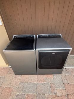 Washer/Dryer (delivery available)