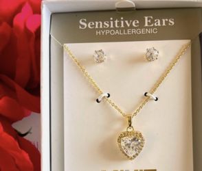 GOLD Earring & Necklace Combo 