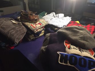 Boys size 5 and size 6-7 clothes... Alll great condition