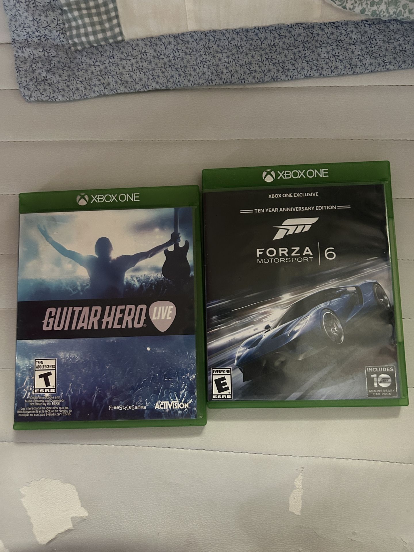 Xbox One Guitar Hero Live & For a Motorsport 6