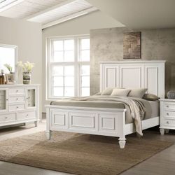 4 pieces include Queen bed, Dresser, Mirror, 1 Nightstand