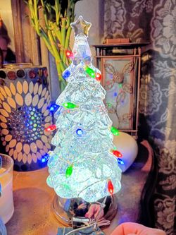 Beautiful Glittering Snow Light up Christmas Tree Decoration