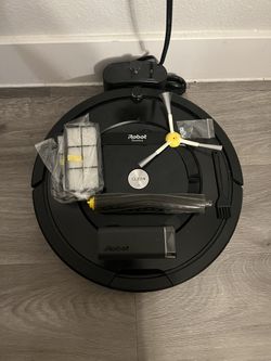Robot Vacuum (IRobot)