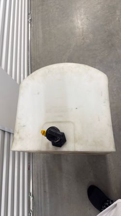 40-gallon Dura-Cast tank