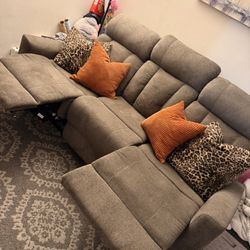 Reclining Sofa