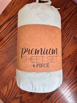 Premium 4-Piece Sheet Set Light Green