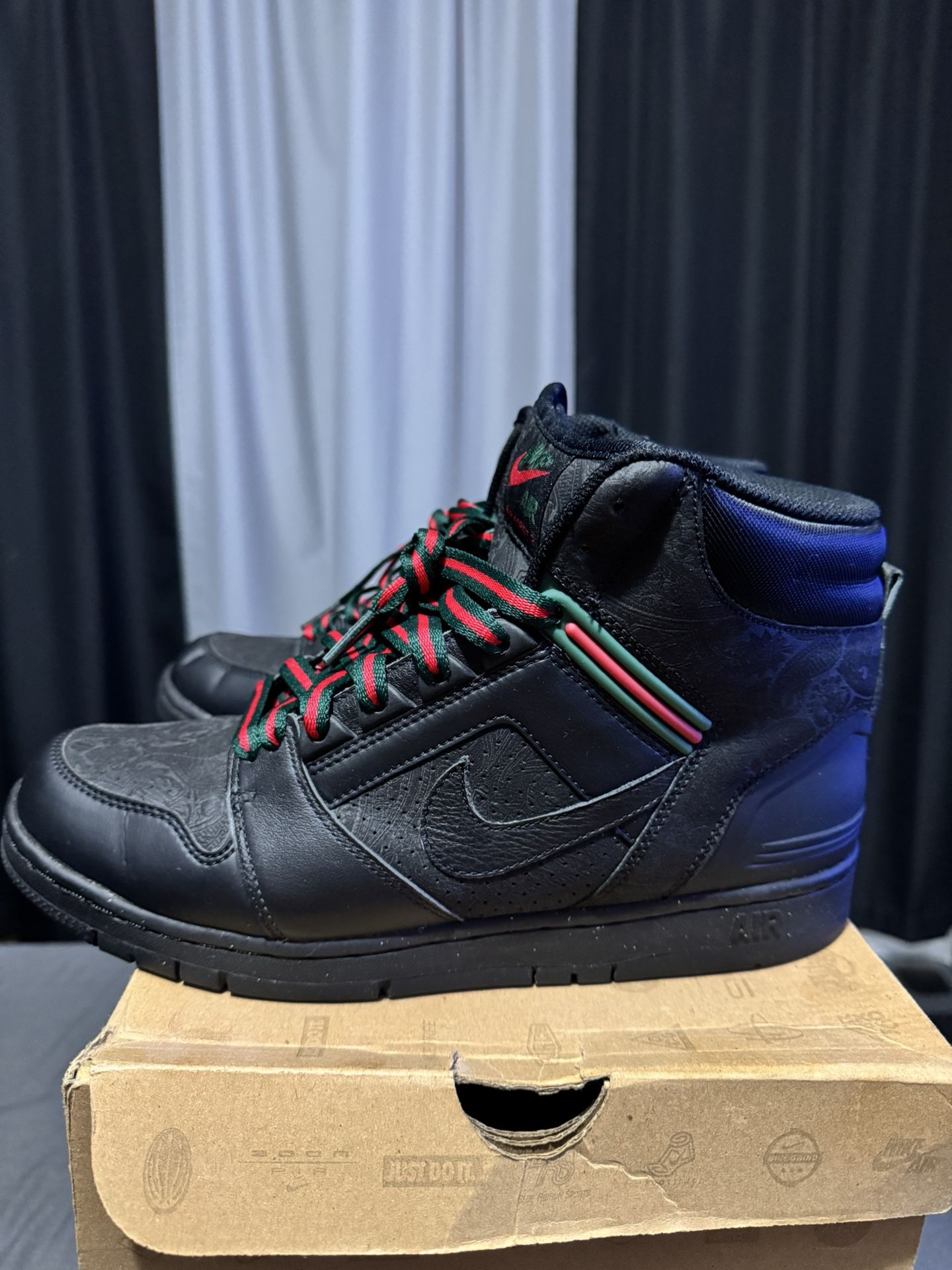 Mens Nike Air Force 2 Sz 10.5