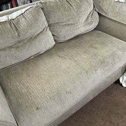 Loveseat 
