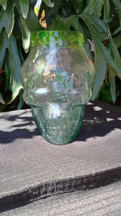 Mexican recycle glass of a SKULL