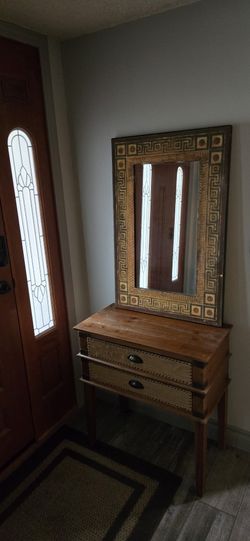 Accent Table