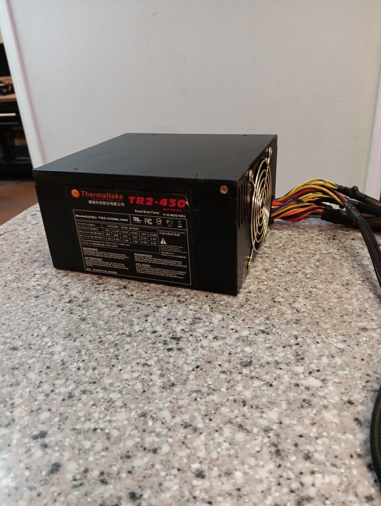 Thermaltake TR2-430 Computer ATX Power Supply