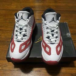 Air Jordan 11 Retro Low IE 💯