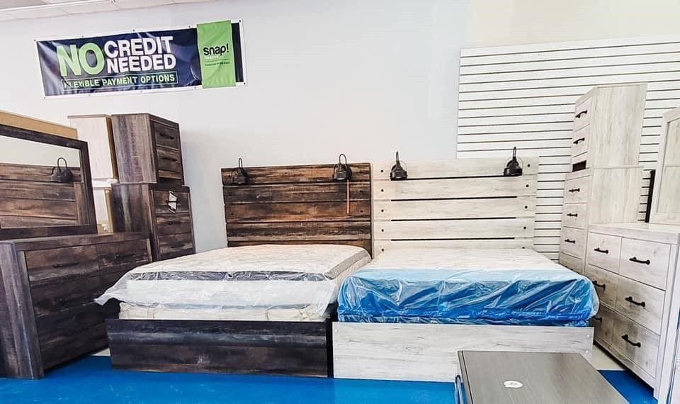Brand New ▪️ $19 Down Payment Finance ▪️▪️Drystan Queen Panel 5 Piece Bedroom Set 