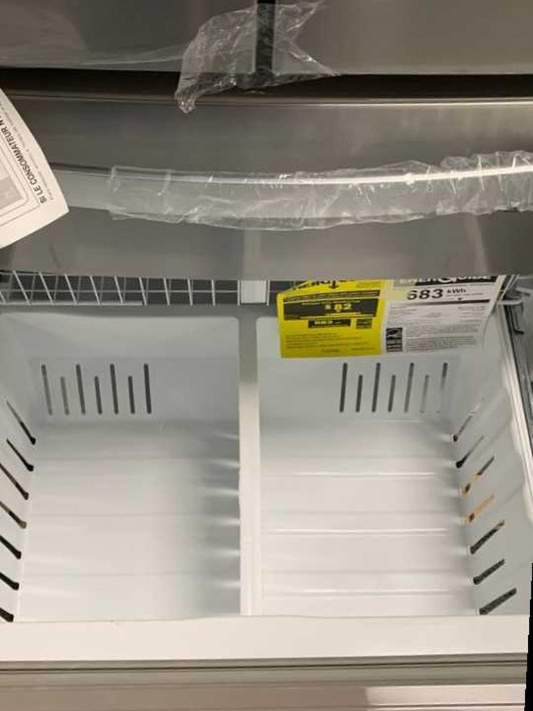 BRAND NEW WHIRLPOOL WRX735SDHZ REFRIGERATOR