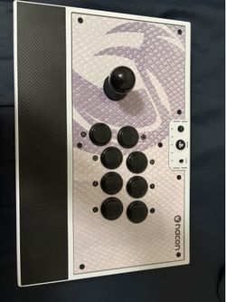 Nacon daija fightstick