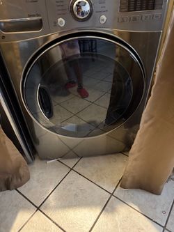 Set laundry machines