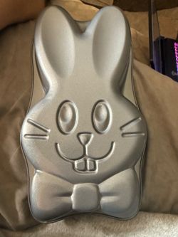 Wilton Bunny Rabbit Cake Pan –Easter Cake Mold