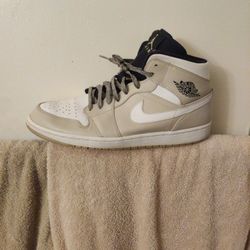 Jordan 1 Desert Sands Size14