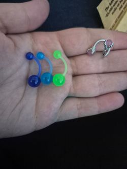 Handmade jewelry with body jewelry