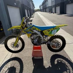 Suzuki RMZ 450