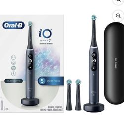 Oral-B iO Series 7 Rechargeable Connected Electric Toothbrush Black Onyx