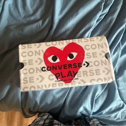 Converse play’s szie 8 and a half