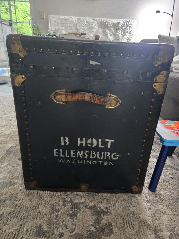 Beautiful Antique Trunk