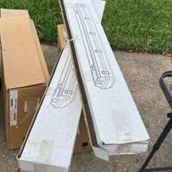 WATERPROOF FLUORESCENT FIXTURE