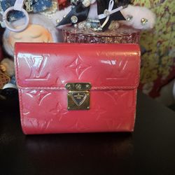 Louis Vuitton Pink Vernis Koala Trifold Wallet
