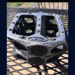 SCHWINN SX PEDALS 1/2