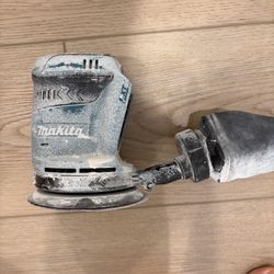 Makita 5” Random Orbital Sander XOB01