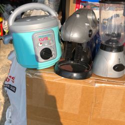 Mixer, blender, coffee maker, and crockpot kids
